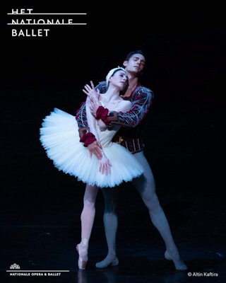 Nationaal Ballet Zwannenmeer foto Altin Kaftira 1553008376061