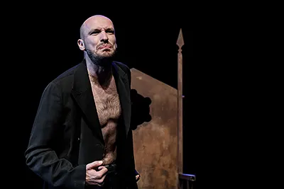 Hamlet krijgt vernieuwende uitvoering in Antwerps Fakkeltheater
