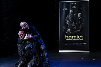 Hamlet krijgt vernieuwende uitvoering in Antwerps Fakkeltheater
