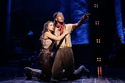 Recensie Liefde in de onderwereld: Hadestown verovert Carré